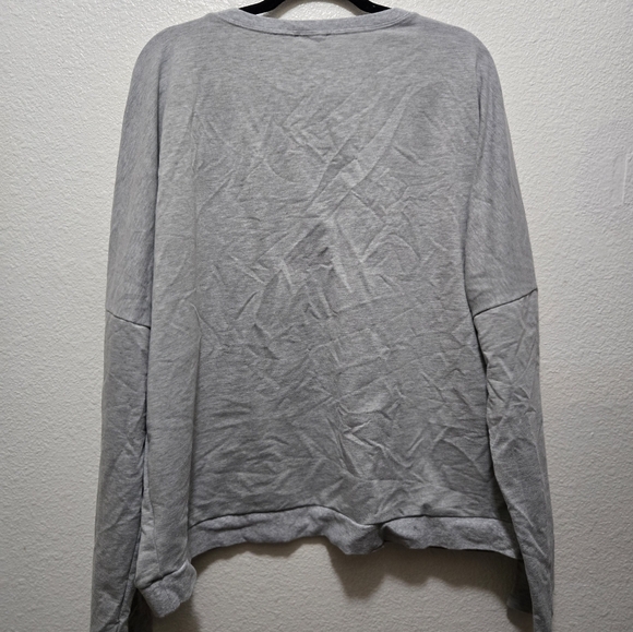 3X Ruffle Sweatshirt - Picture 3 of 3